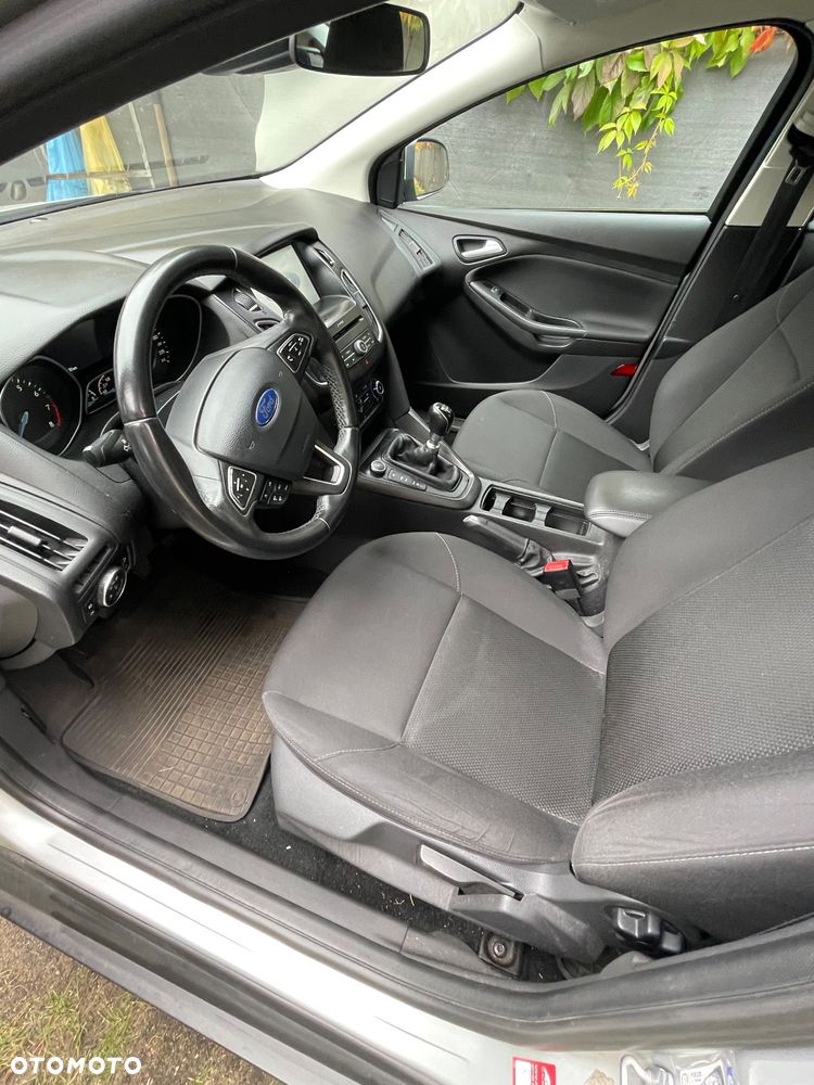 Ford Focus - 4