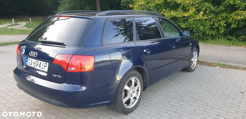 Audi A4 Avant - 4