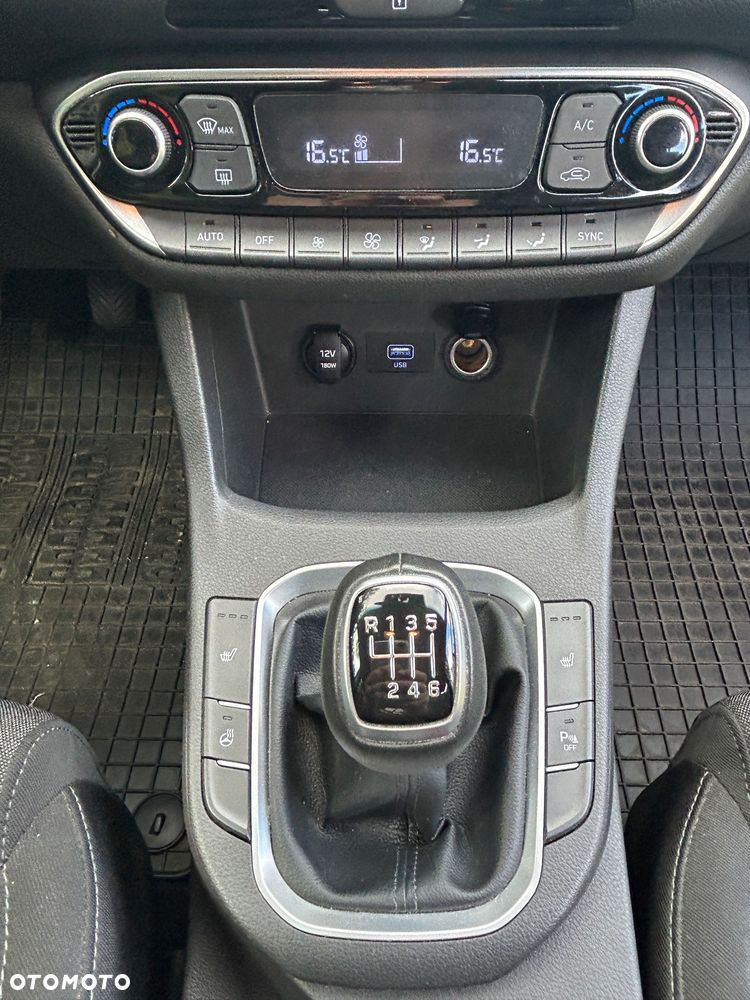 Hyundai i30 1.5 DPI Comfort - 13