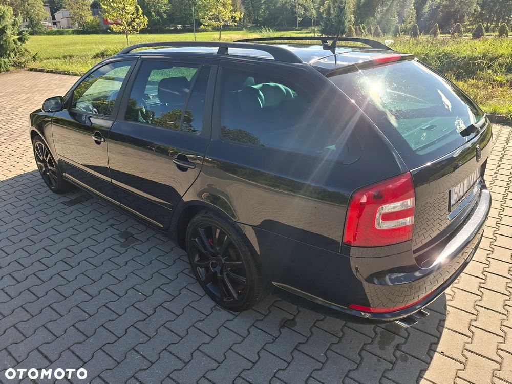Skoda Octavia 2.0 TSI RS - 4