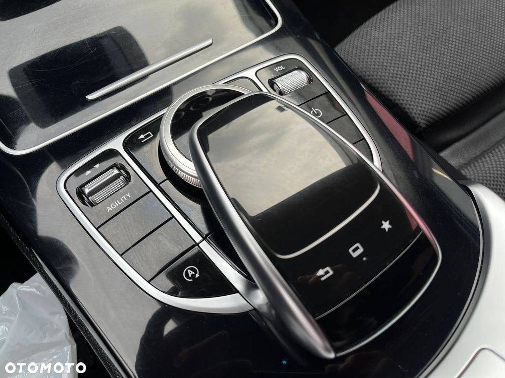 Mercedes-Benz Klasa C 180 7G-TRONIC Avantgarde - 13