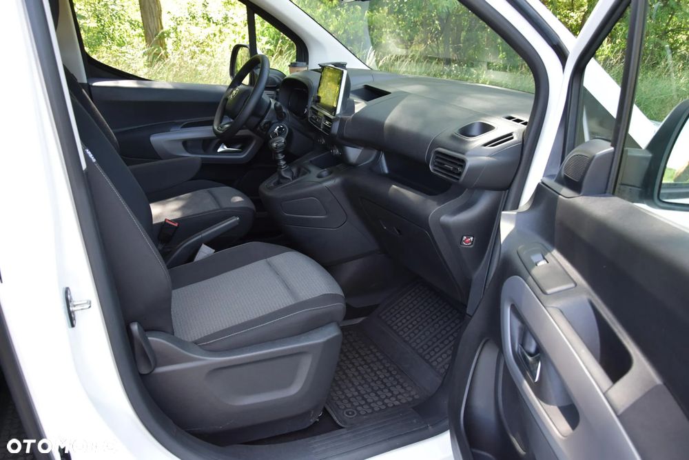 Toyota Proace City Verso 1.2 D-4T Business - 7