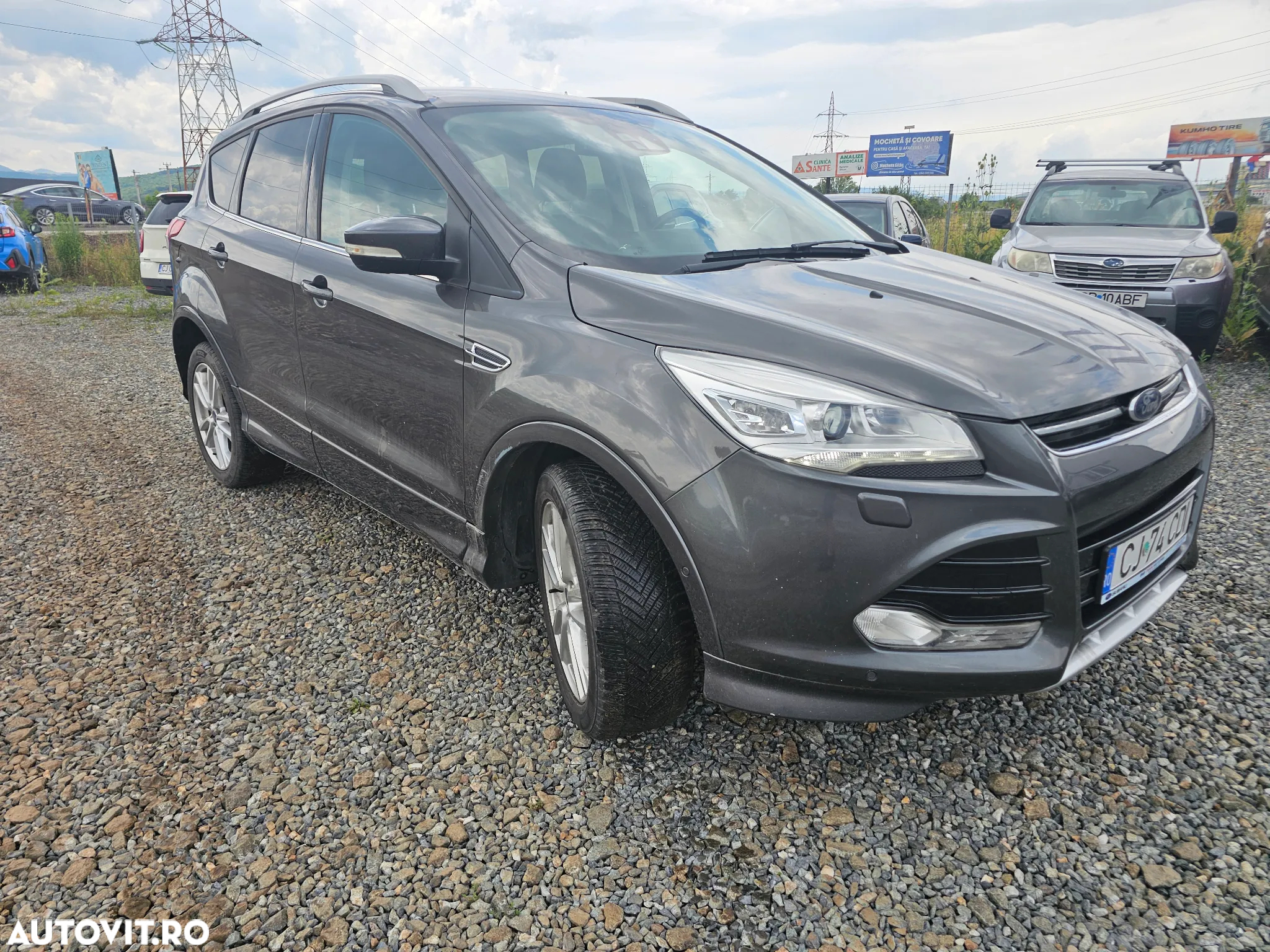 Ford Kuga 2.0 TDCi 2x4 Titanium - 3