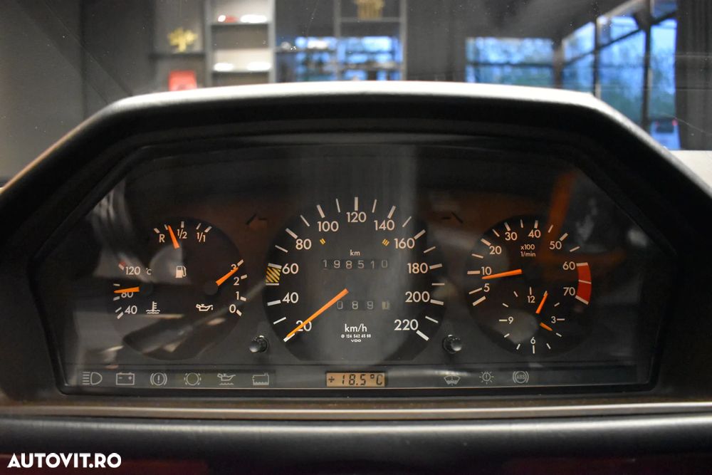 Mercedes-Benz W124 - 11