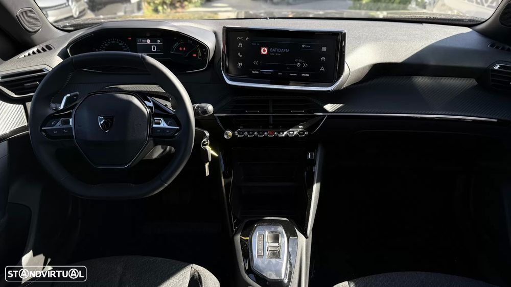 Peugeot 2008 1.2 Hybrid Style e-DCS6 - 11