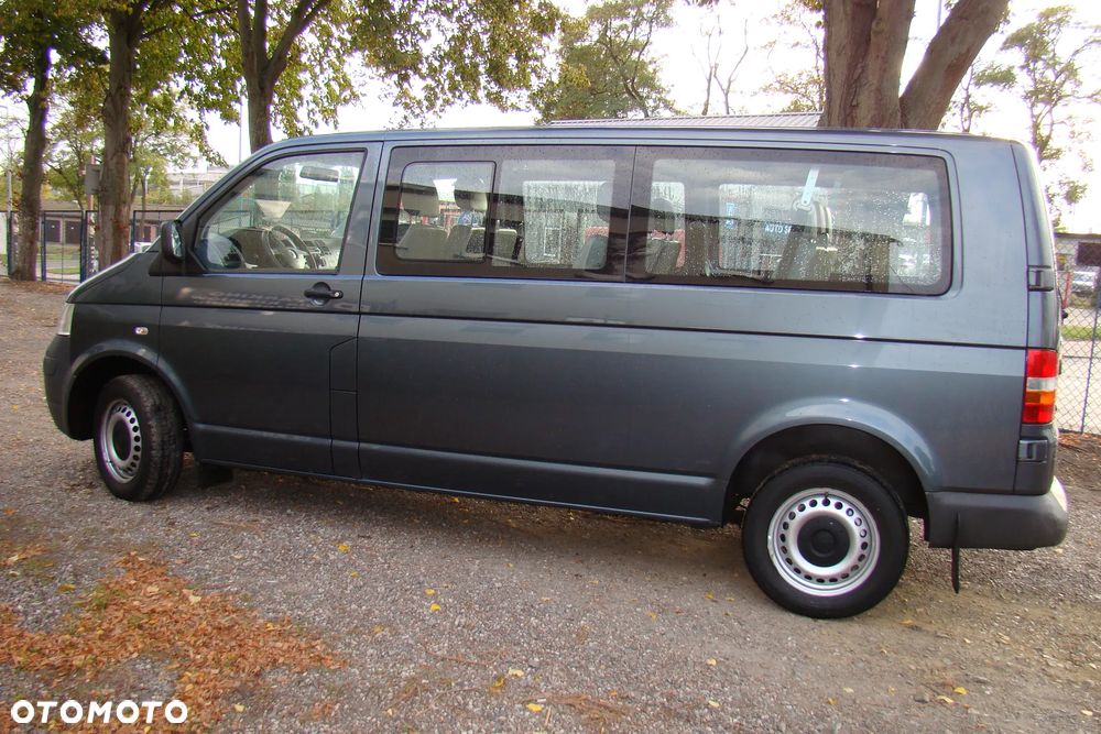 Volkswagen Transporter Caravelle Lang Comfortline - 2