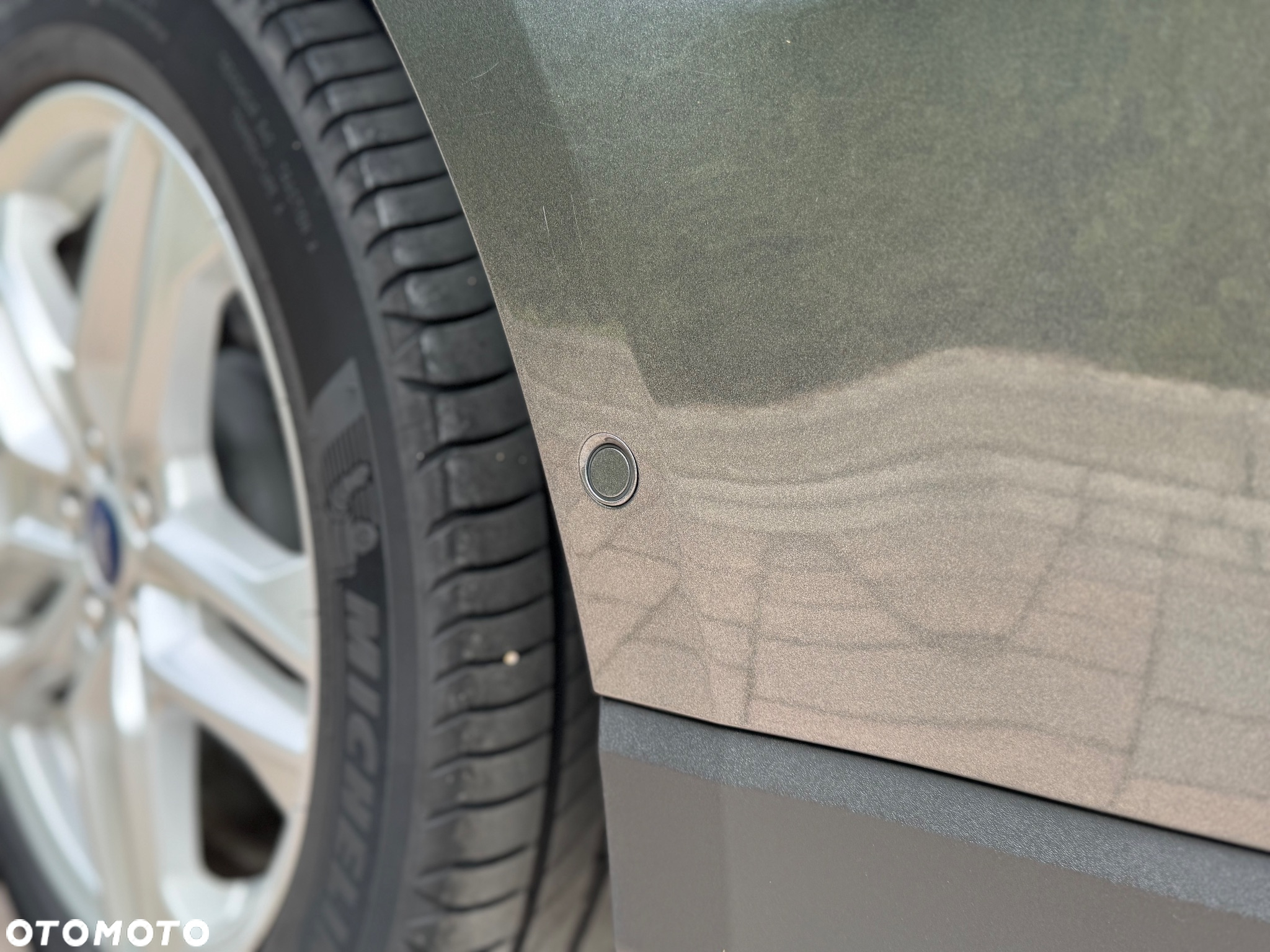 Ford S-Max - 32