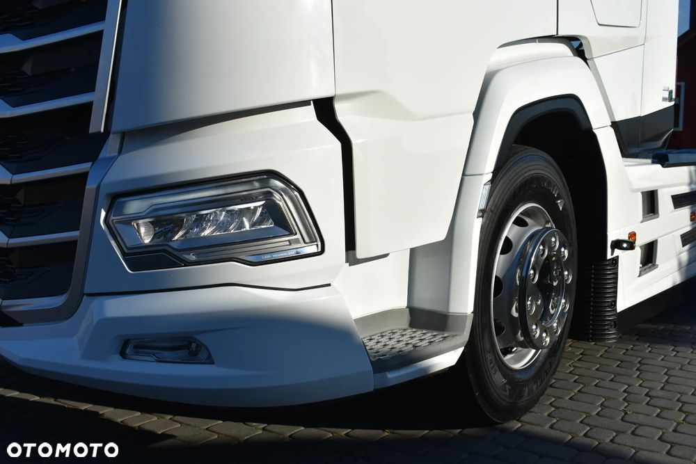 DAF XG480 //KLIMA POSTOJOWA X2 // ACC // PCC // ZABUDOWY // FULL LED // 2X FOTEL PNEUMATYCZNY // PREMIUM DAF AUDIO // - 11