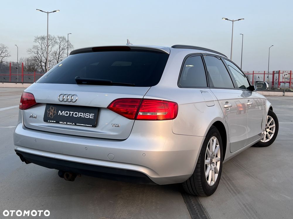 Audi A4 Avant 2.0 TDI DPF S line Sportpaket - 3