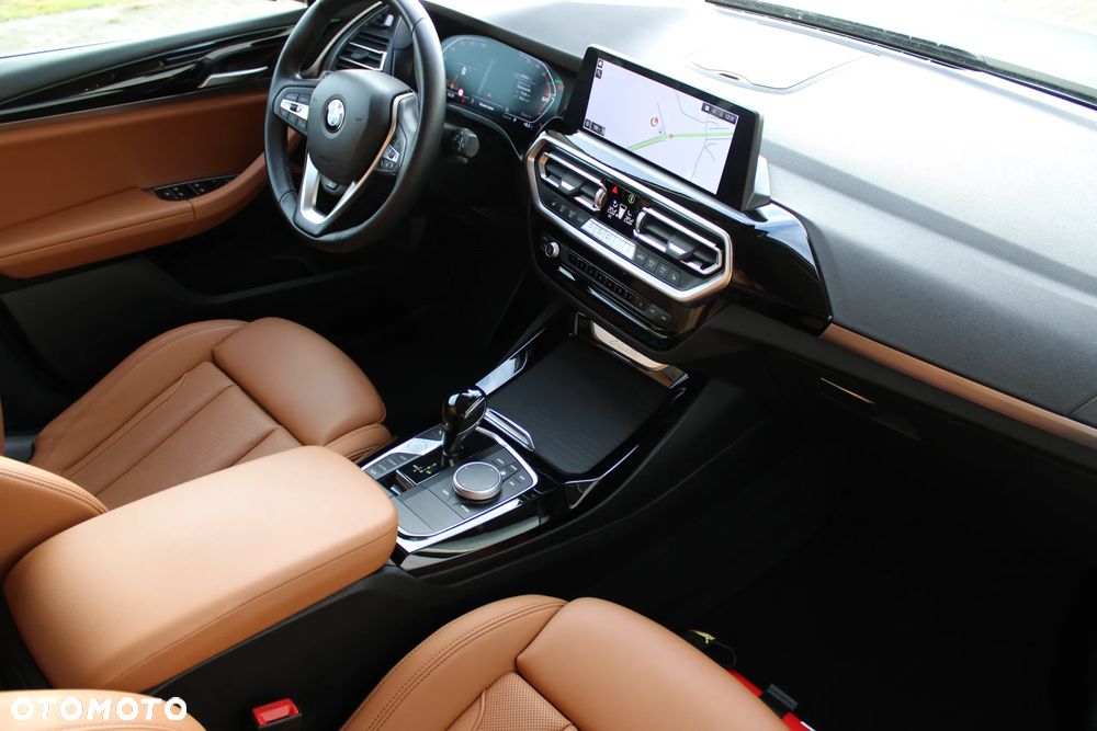 BMW X3 xDrive20d MHEV - 24