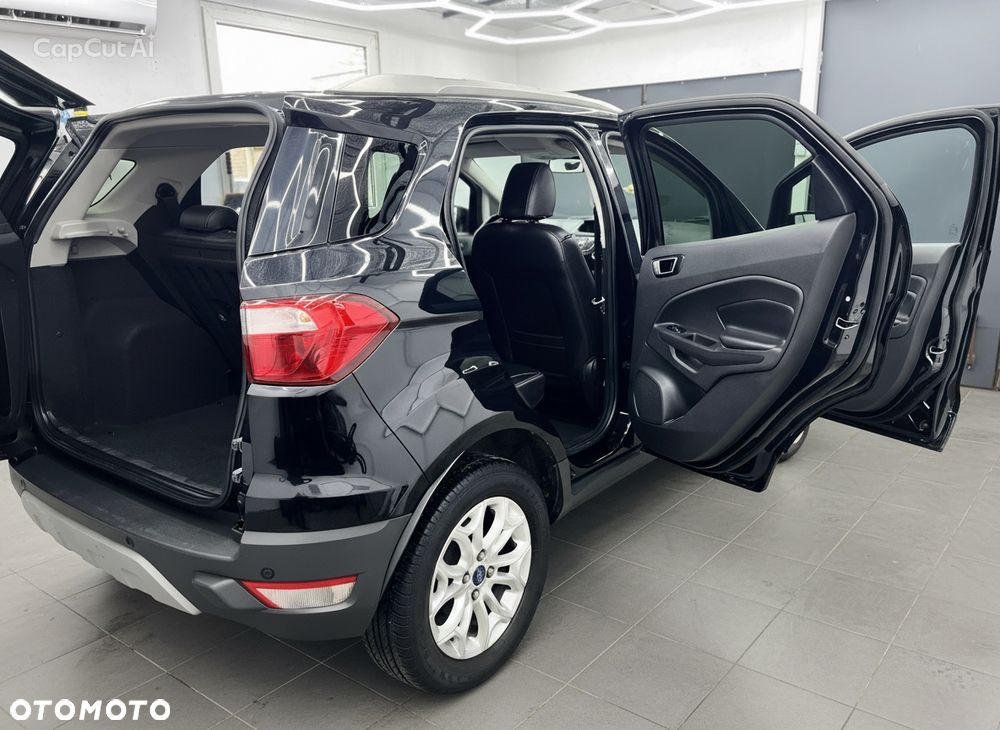 Ford EcoSport - 36