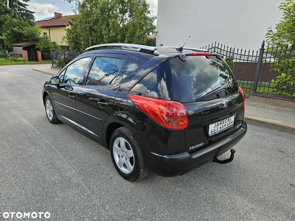 Peugeot 207 - 6