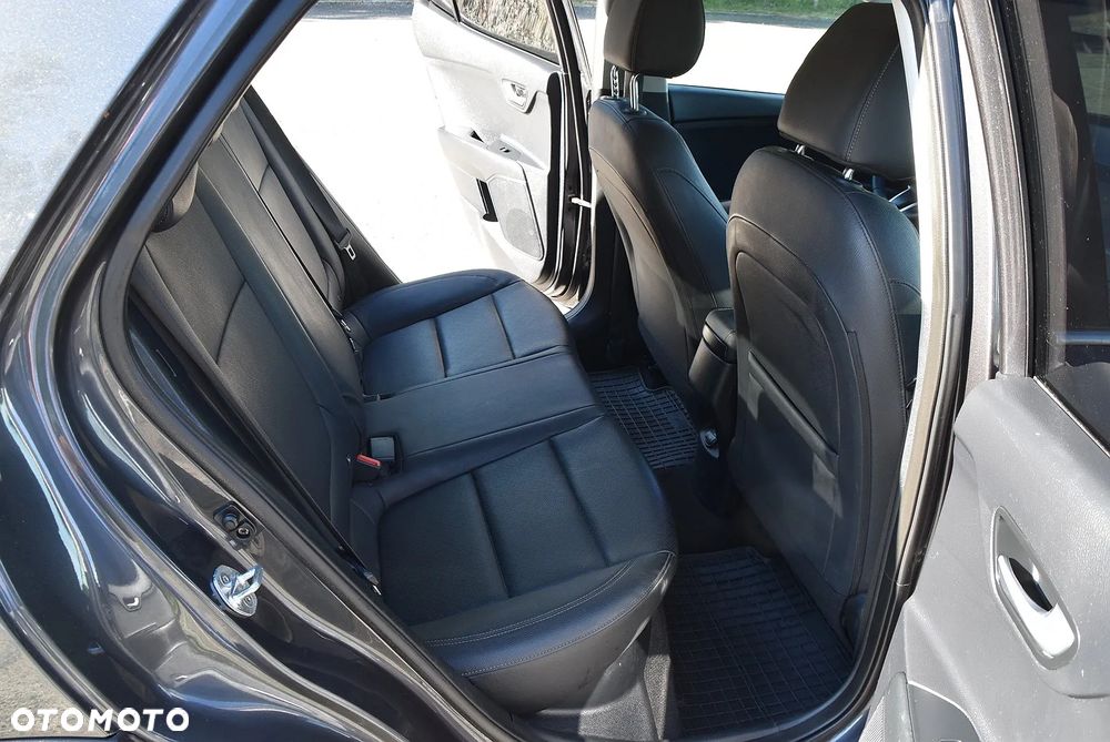 Kia Stonic - 22