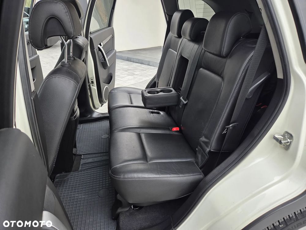 Chevrolet Captiva 2.2 D LTZ - 26