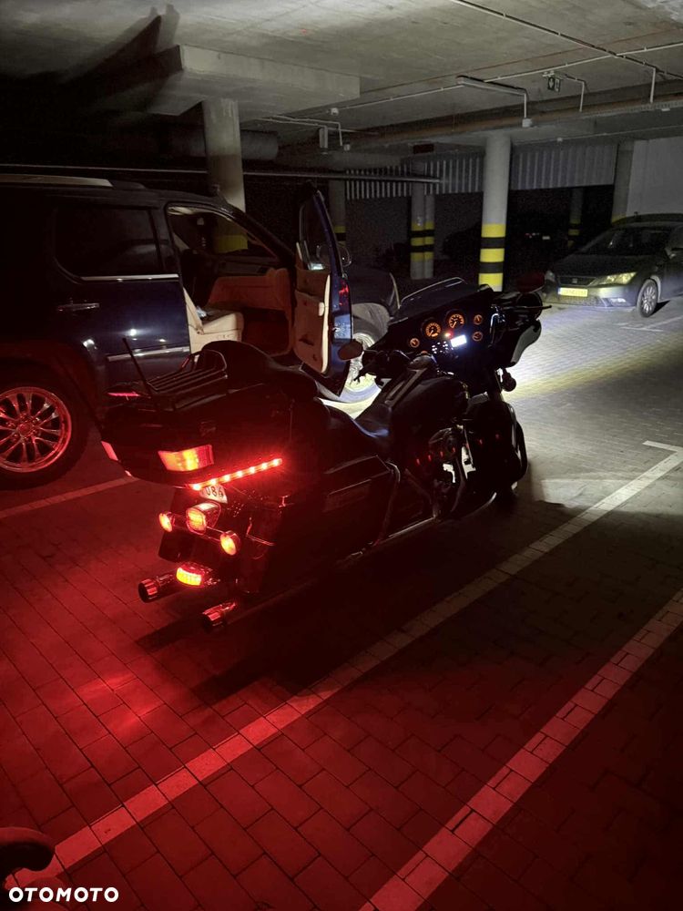 Harley-Davidson FLHTCU Ultra - 6