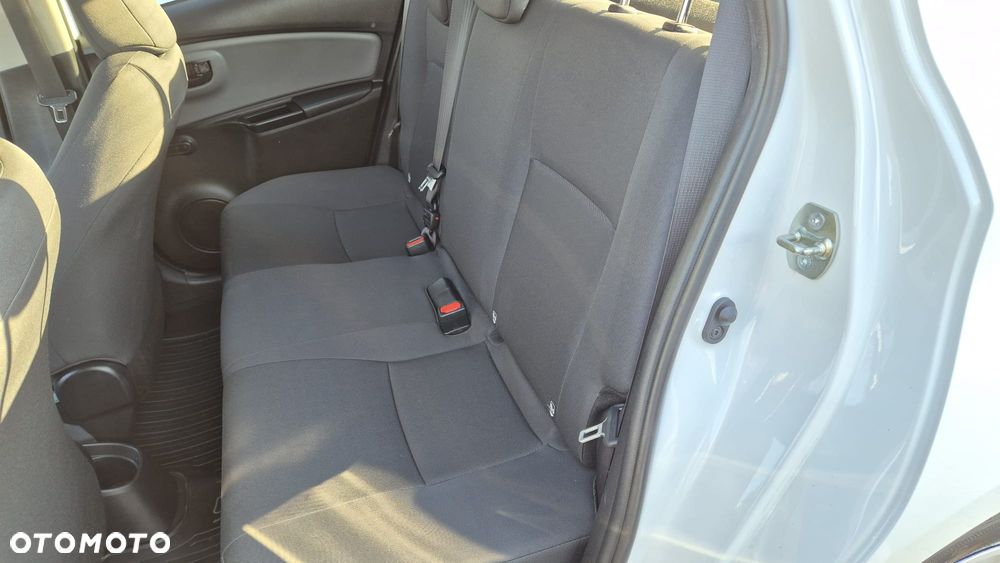 Toyota Yaris 1.5 Active - 16