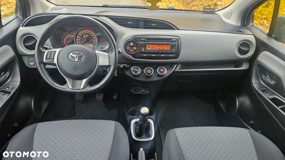 Toyota Yaris - 11