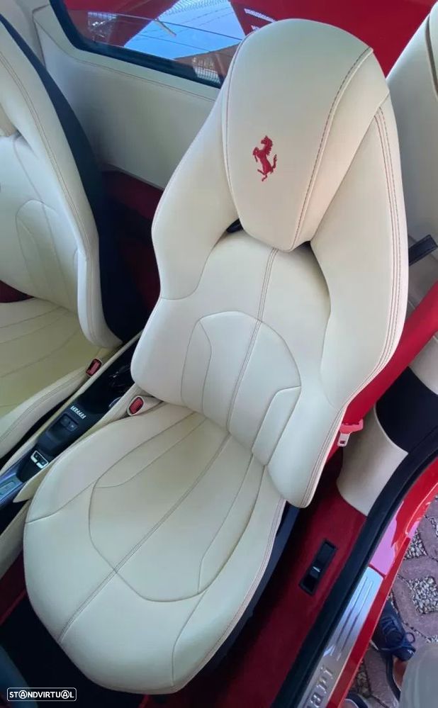 Ferrari F8 Tributo Standard - 30