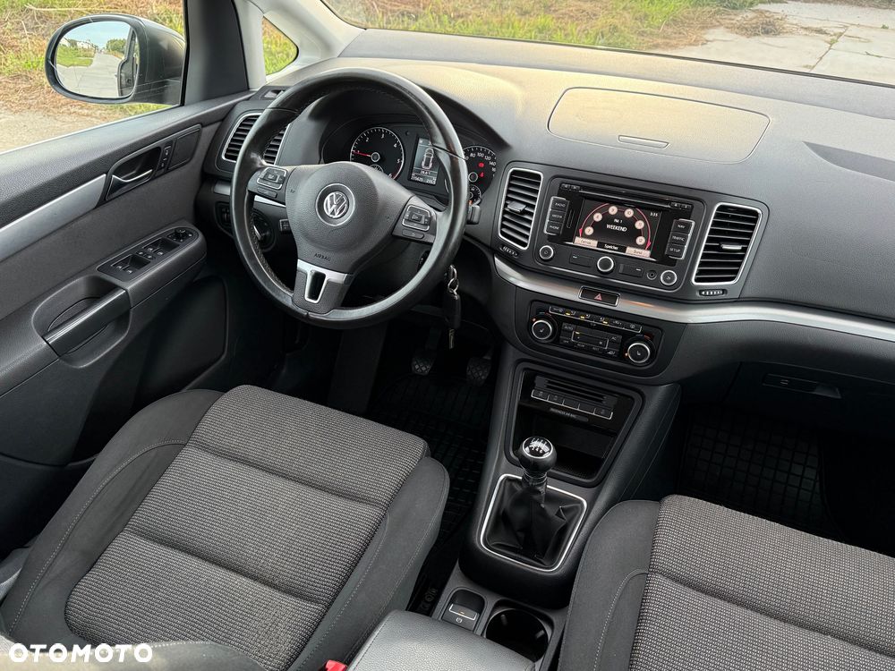 Volkswagen Sharan 2.0 TDI DPF BlueMotion Comfortline - 21