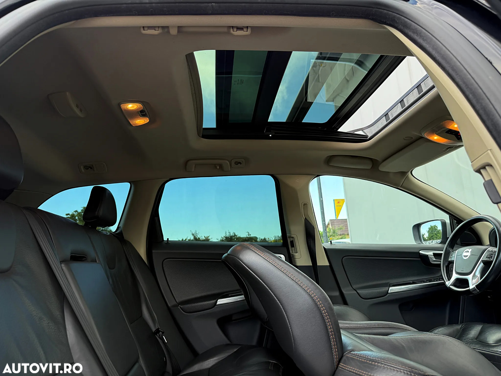 Volvo XC 60 D5 AWD Summum - 16