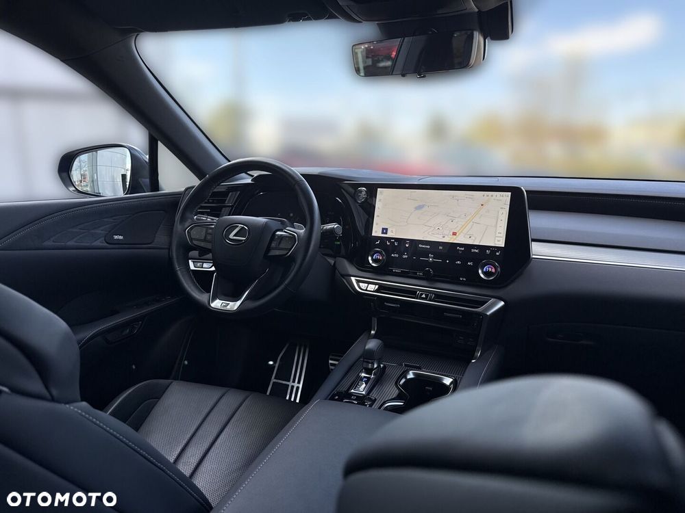 Lexus RX - 21