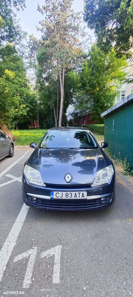 Renault Laguna - 1