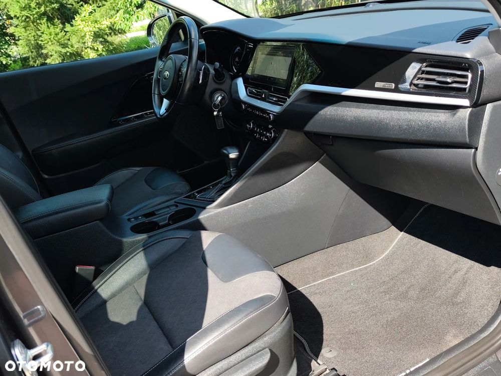 Kia Niro 1.6 GDI HEV 2WD OPF Vision - 23