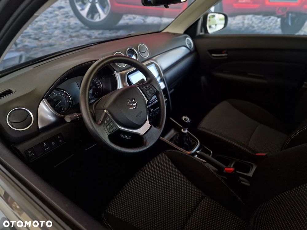 Suzuki Vitara 1.4 Boosterjet mHEV Premium 2WD - 6