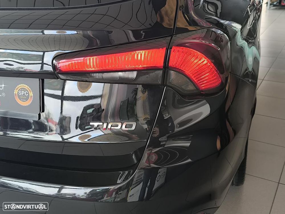 Fiat Tipo Station Wagon 1.6 M-Jet Lounge J17 - 33