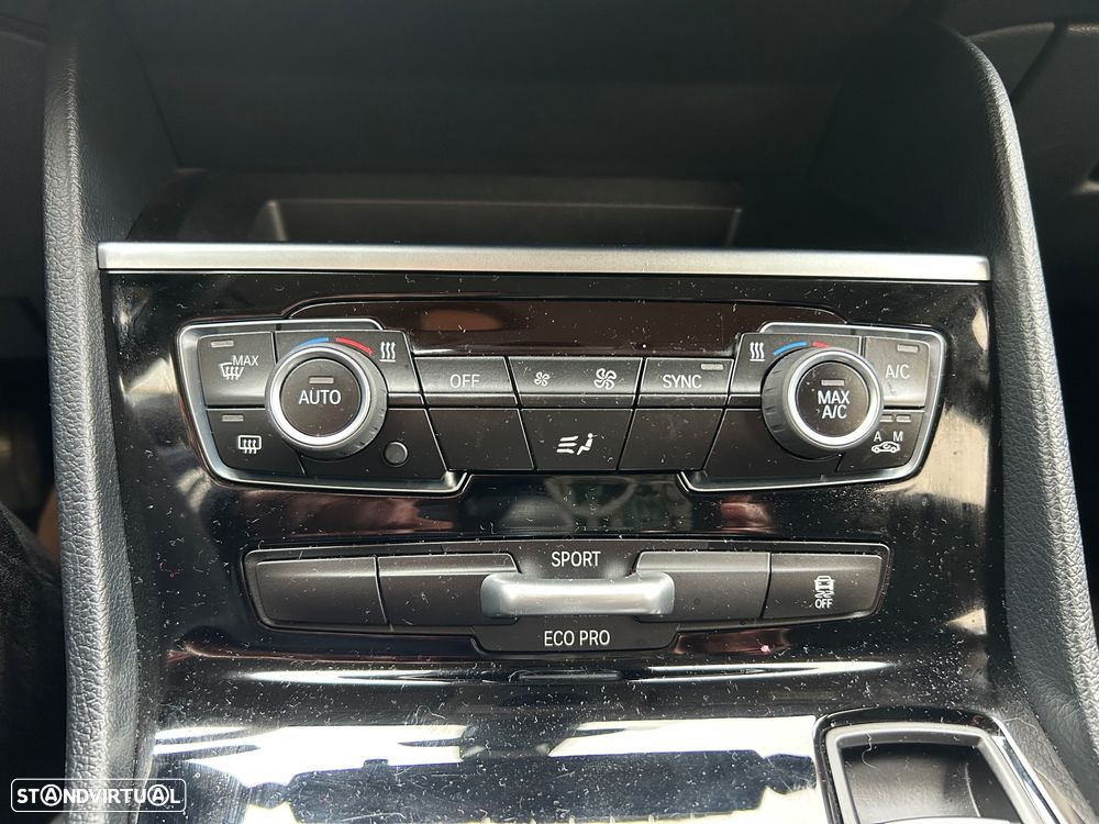 BMW 216 Active Tourer d Advantage - 27