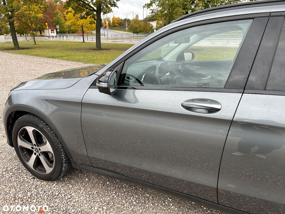 Mercedes-Benz GLC 250 4-Matic - 4