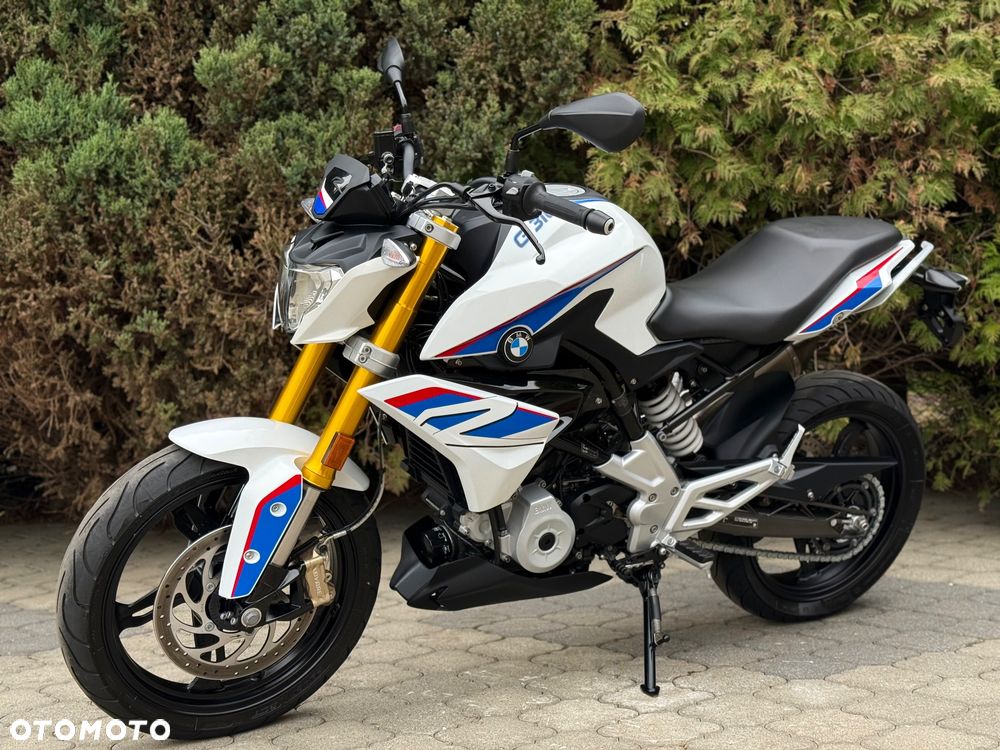 BMW G - 7