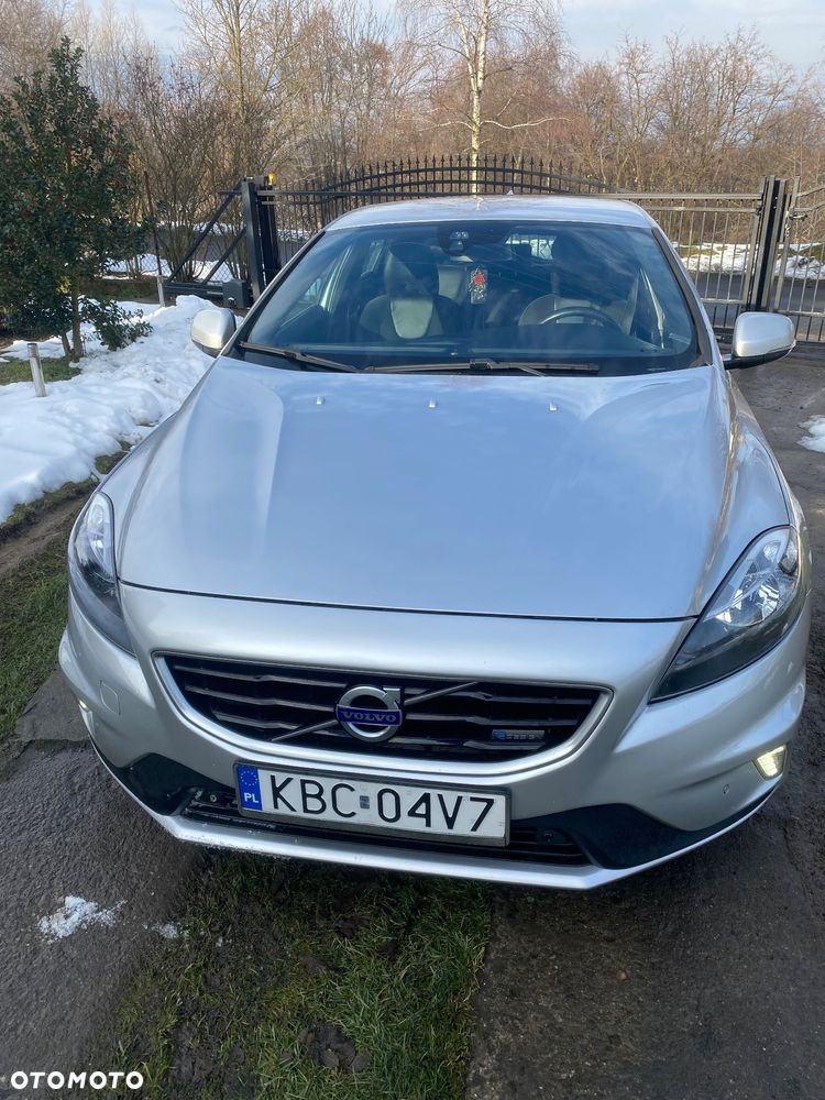 Volvo V40 D4 Drive-E R-Design Summum - 2