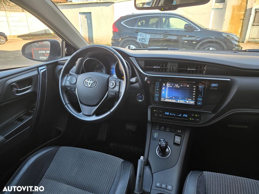 Toyota Auris 1.8 L VVT-i TS Hybrid Sol+ - 14