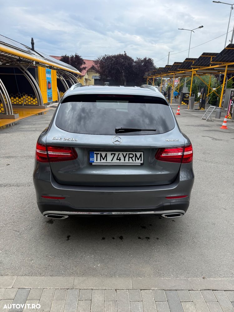 Mercedes-Benz GLC 250 d 4MATIC - 4