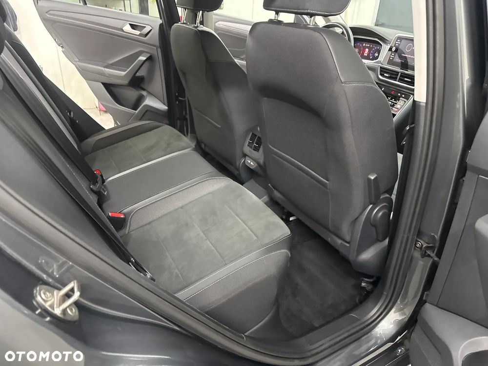 Volkswagen T-Roc 2.0 TSI 4Motion Style DSG - 17