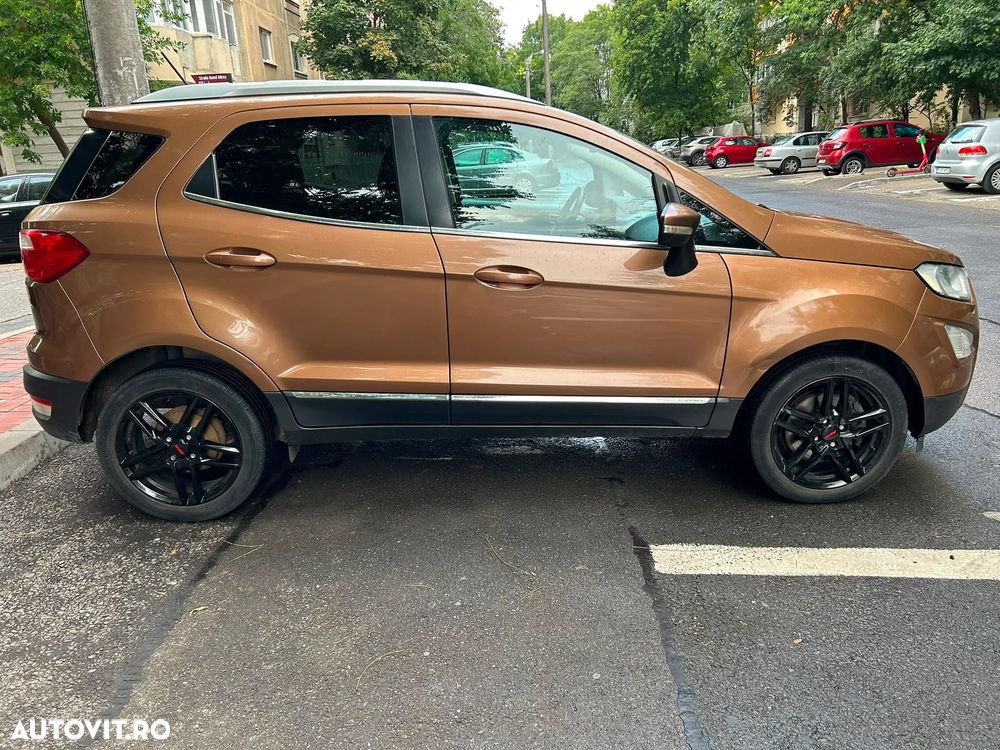Ford EcoSport - 7