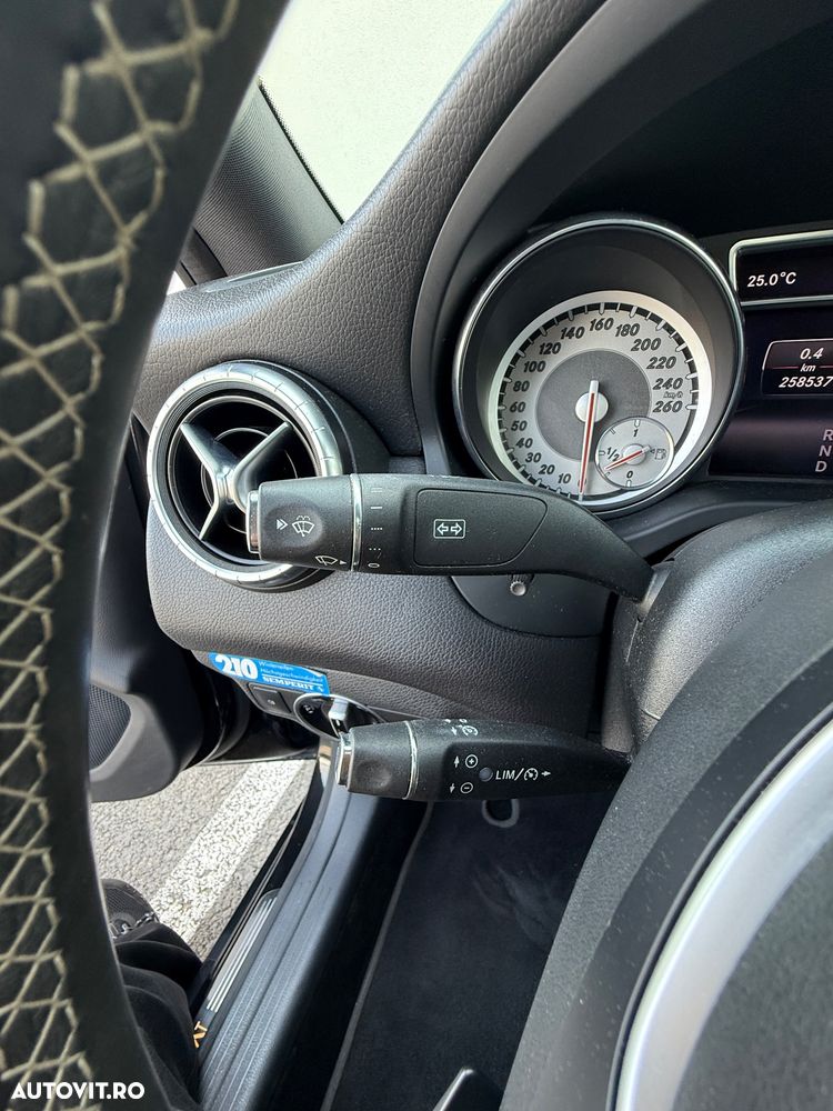 Mercedes-Benz CLA 220 d 4MATIC 7G-DCT UrbanStyle Edition - 13