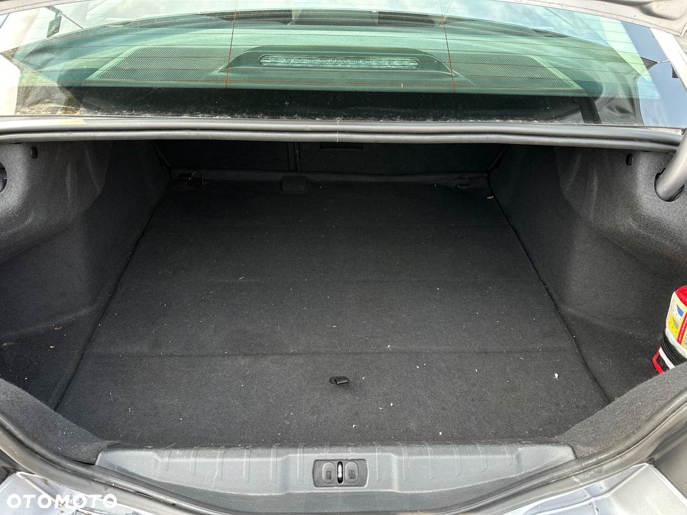 Peugeot 508 1.6 e-THP Allure S&S - 30