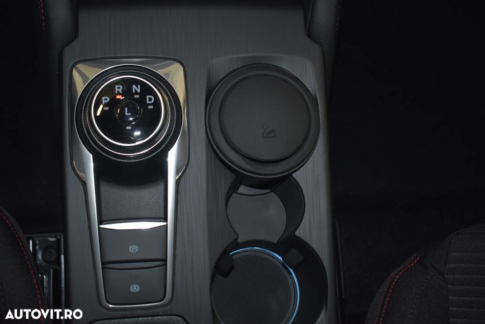 Ford Focus - 22