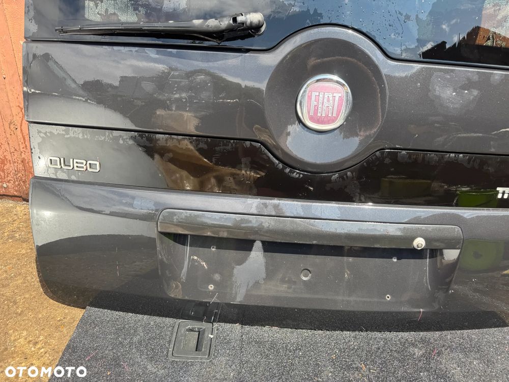 Klapa bagażnika Fiat Qubo kolor 632 czarna - 4