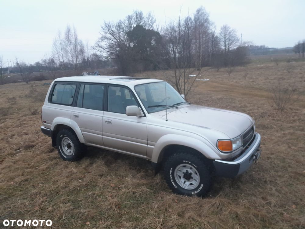 Toyota Land Cruiser - 5