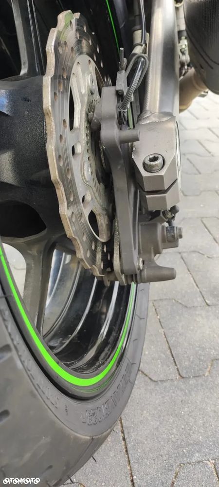 Kawasaki Ninja 1000 SX - 6