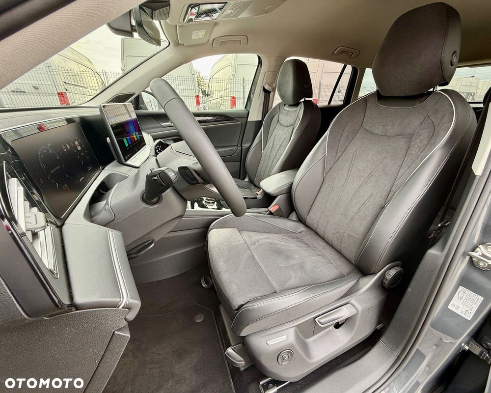 Volkswagen Tiguan - 14