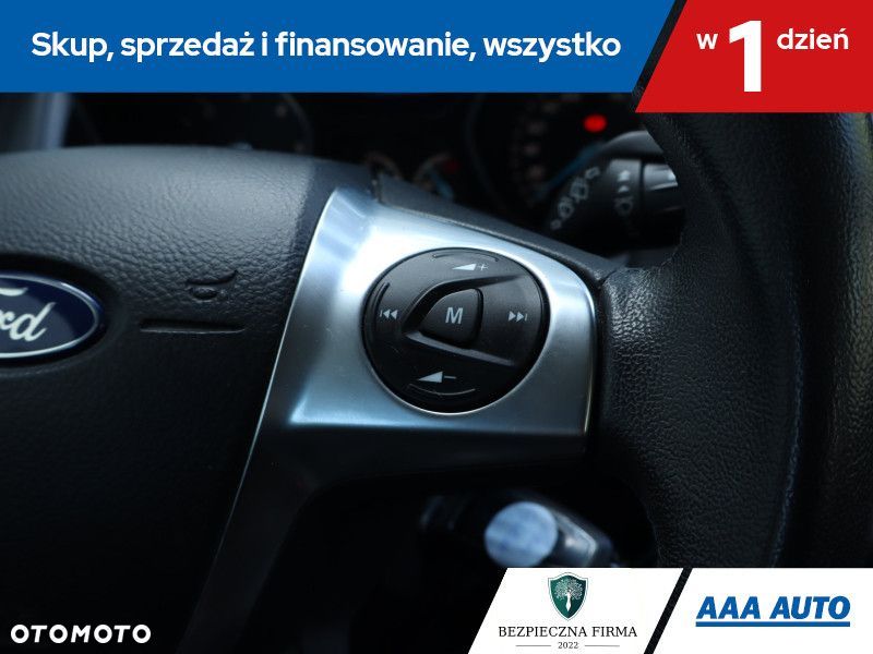Ford Focus SW - 18