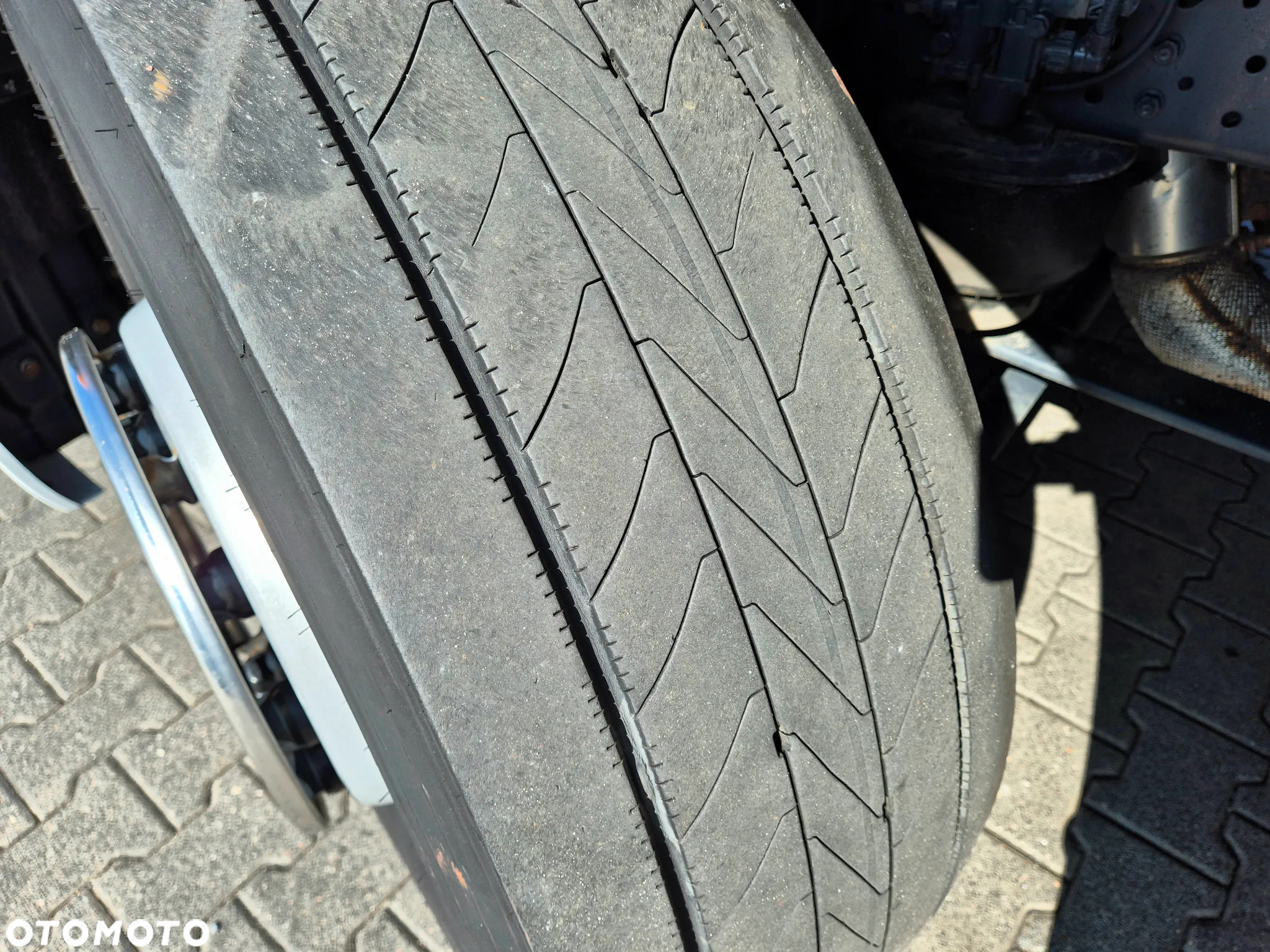 Iveco S-WAY 490 - 8