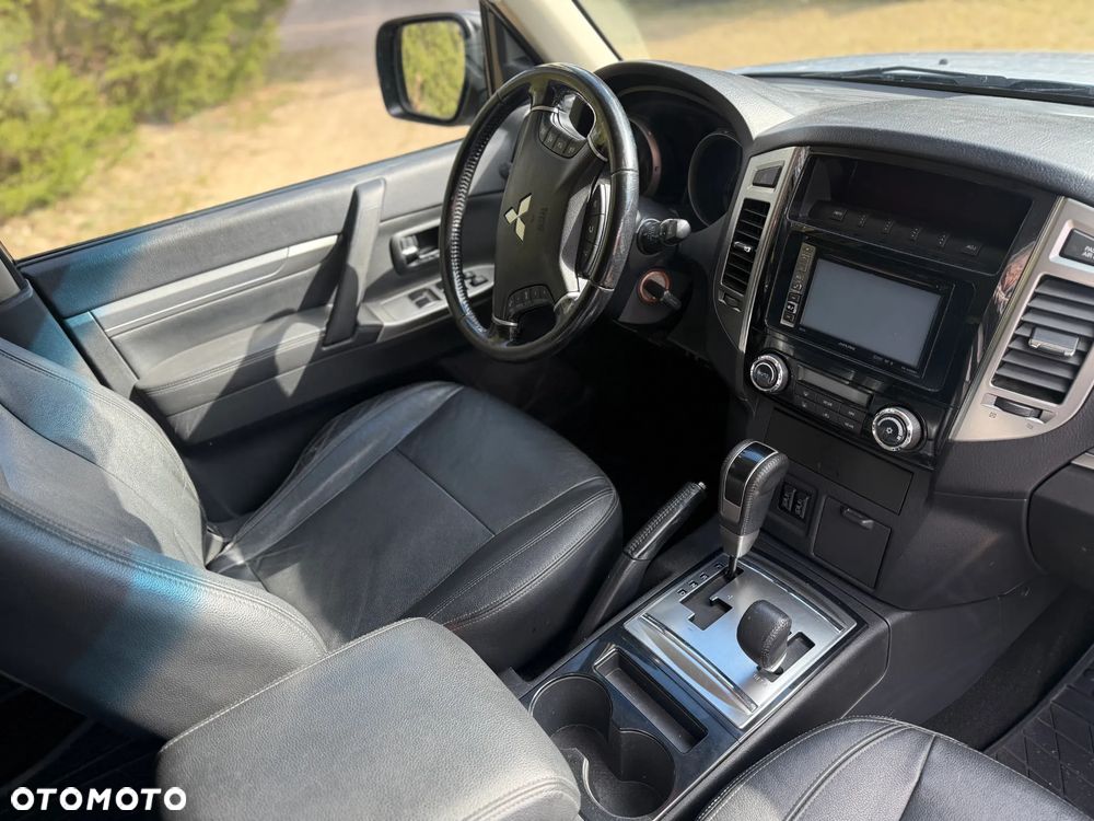 Mitsubishi Pajero 3.2 DID Instyle EU6 - 13