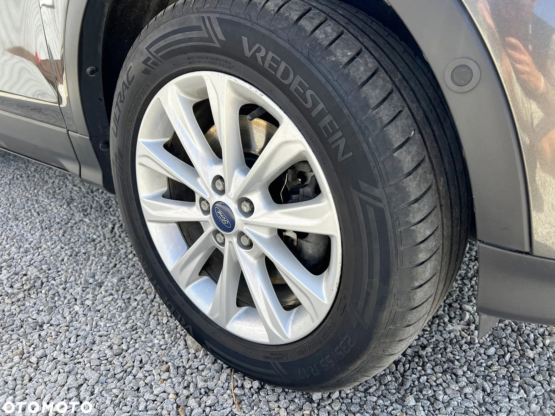 Ford Kuga 1.5 EcoBoost 4WD Titanium - 21