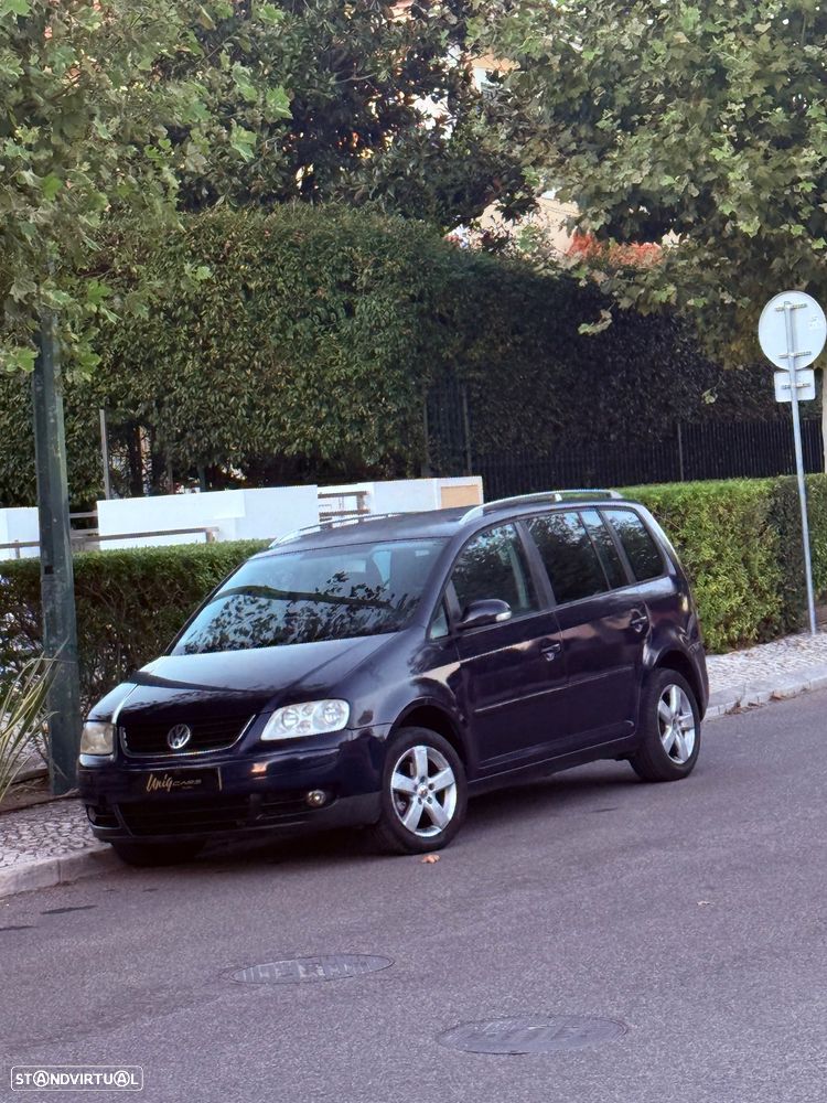 VW Touran 1.9 TDi Highline EC 7L - 11