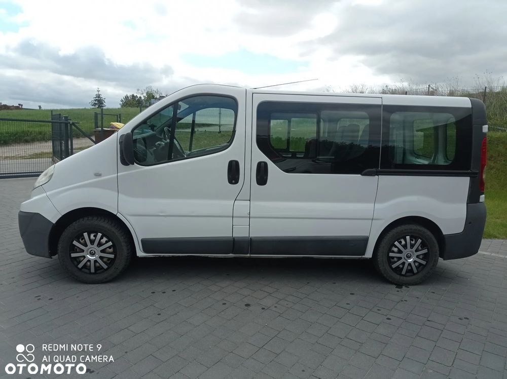 Renault Trafic 2.0 dCi 90 Combi L1H1 - 2
